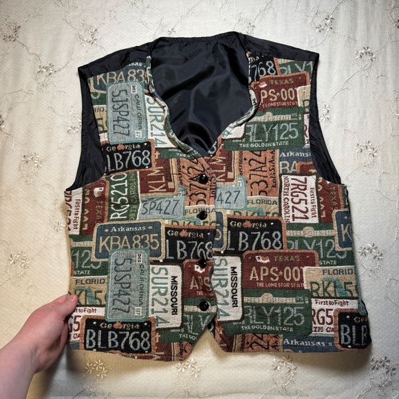 Vintage Tops - vintage united states license plate tapestry button up vest – best fit medium